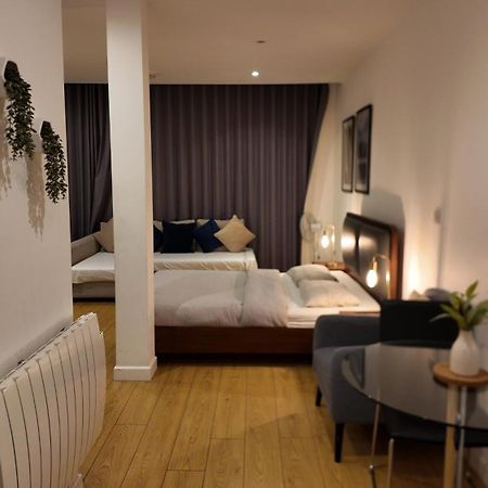 Sleep6 In Leicester Square, Soho Vr7 Londres Exterior foto